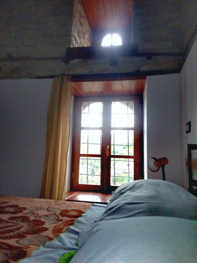 Ruols Guesthouse Гірокастра Екстер'єр фото